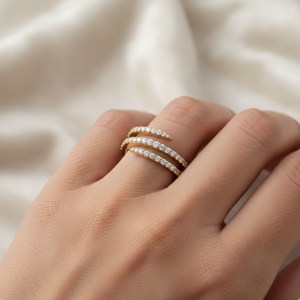 SPARKILING SPIRAL RING