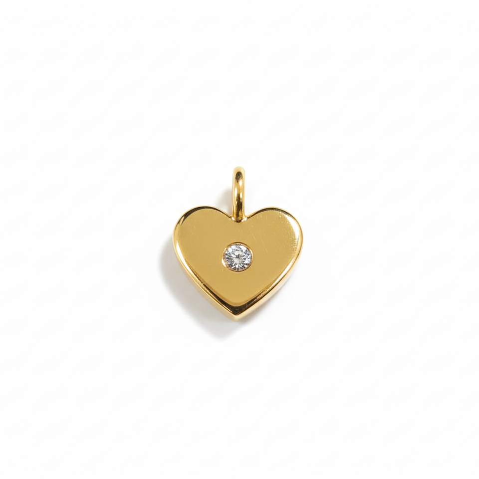 AMOUR HEART NECKLACE