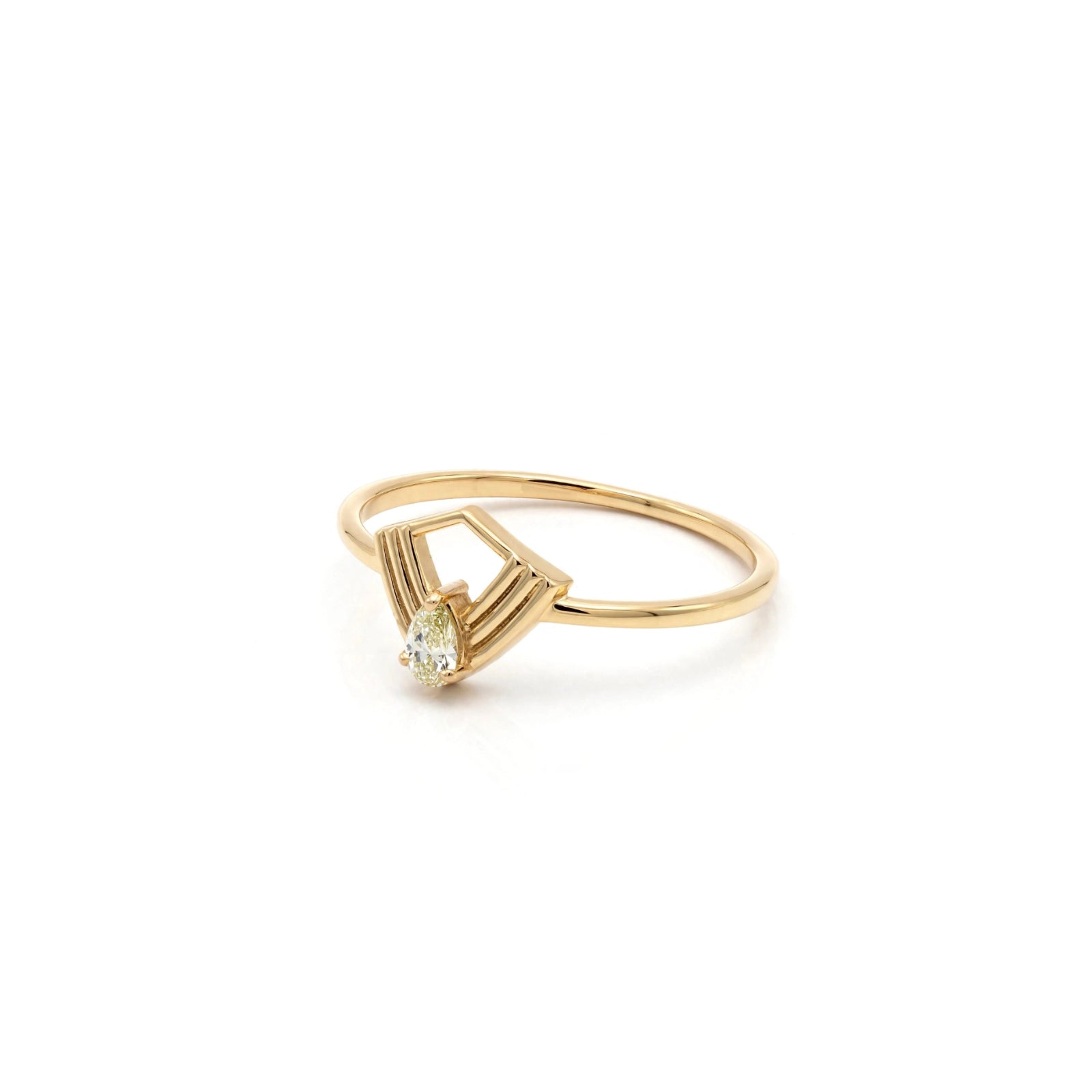 EIRA PEAR RING