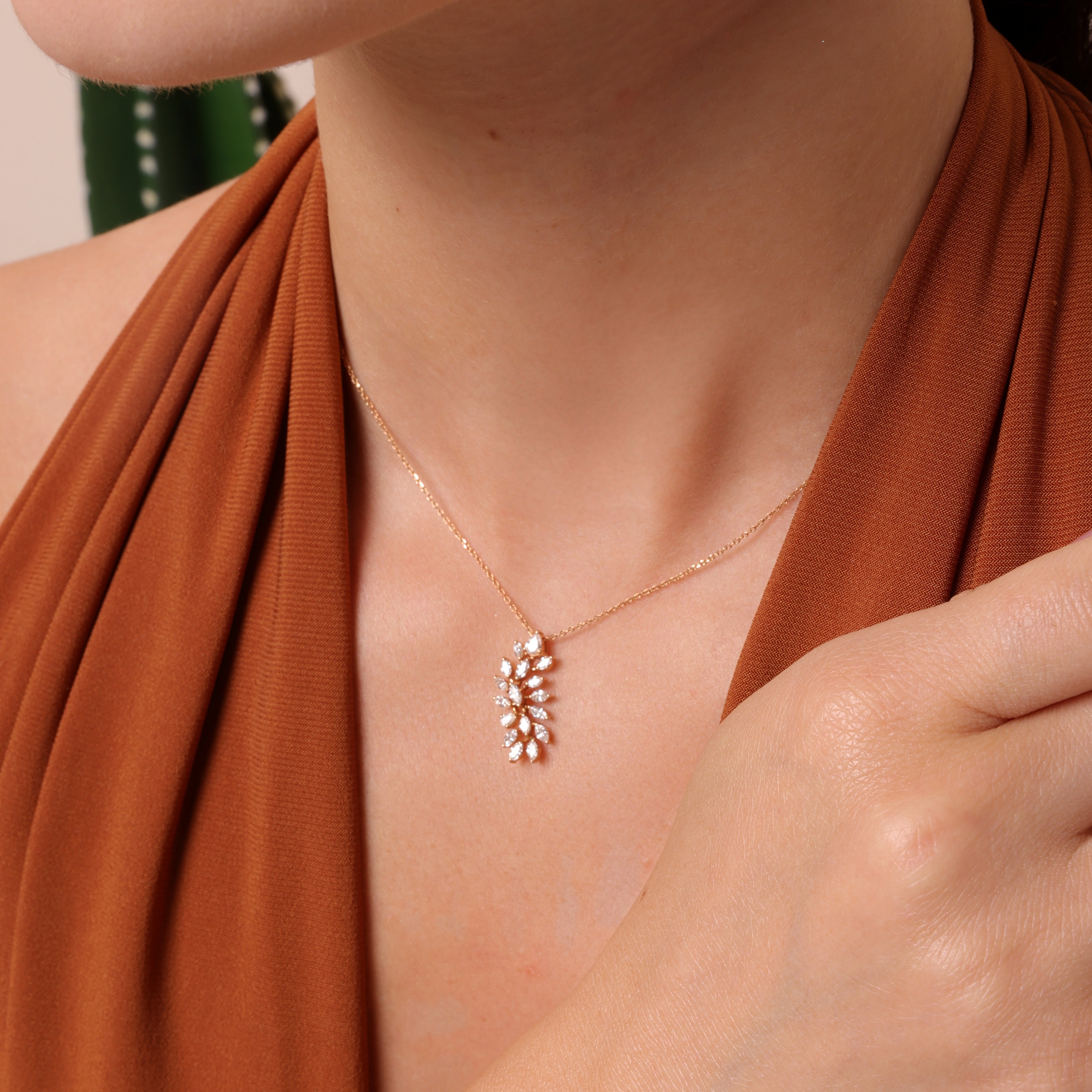 AURÉLLUNA AURORA NECKLACE