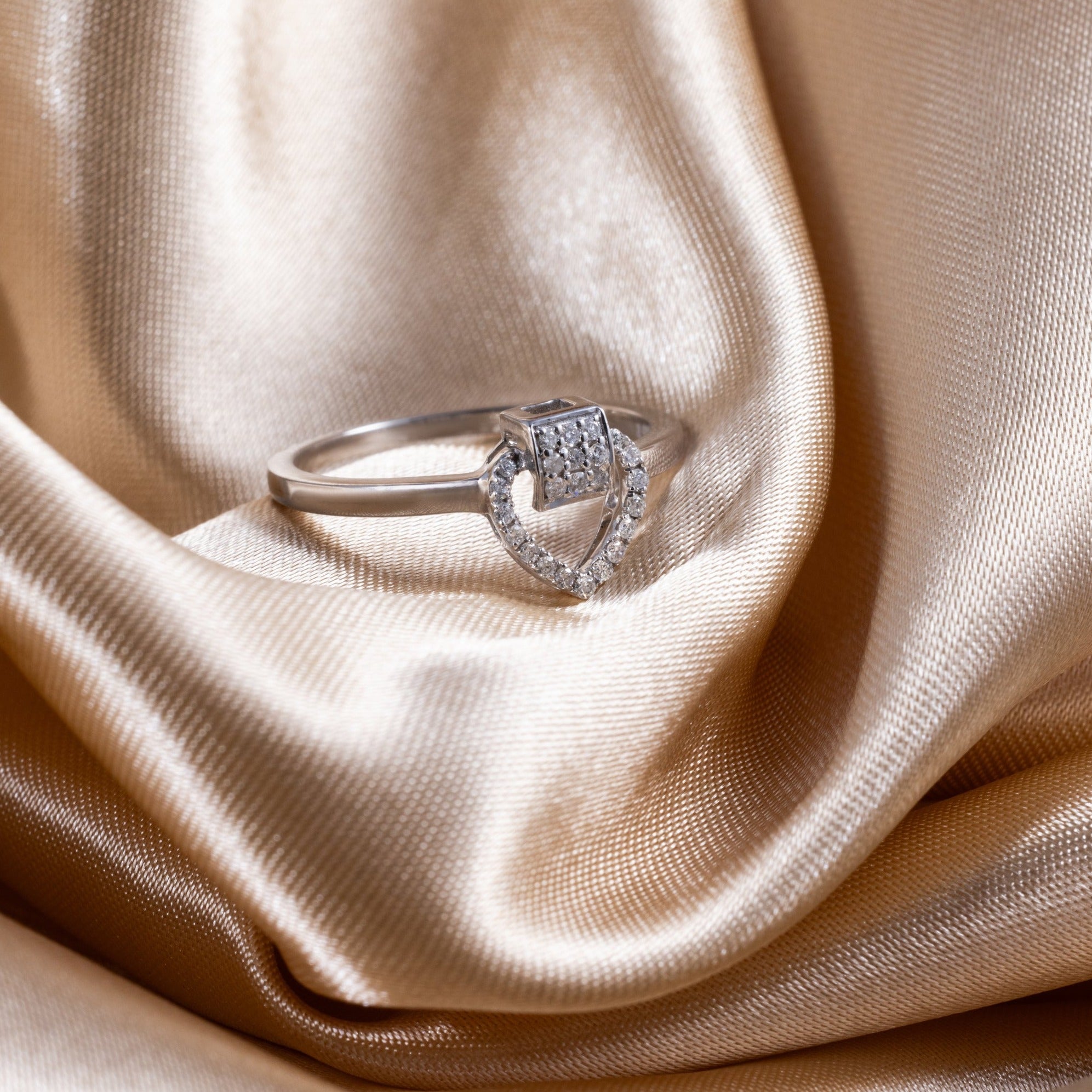 HEART ETERNA RING