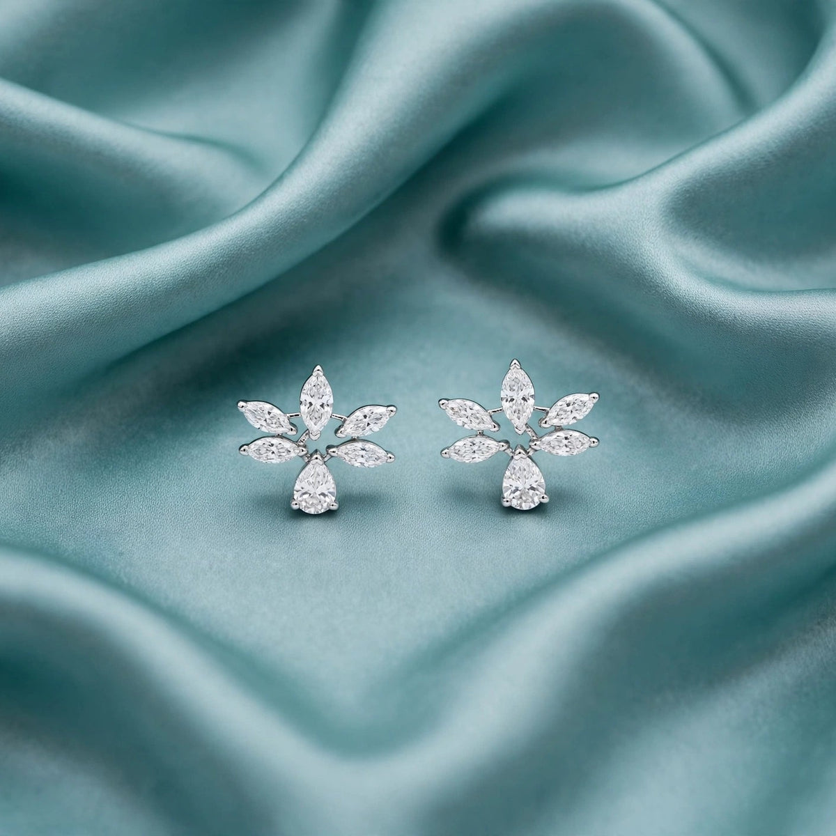 RIO ETERNA EARRING