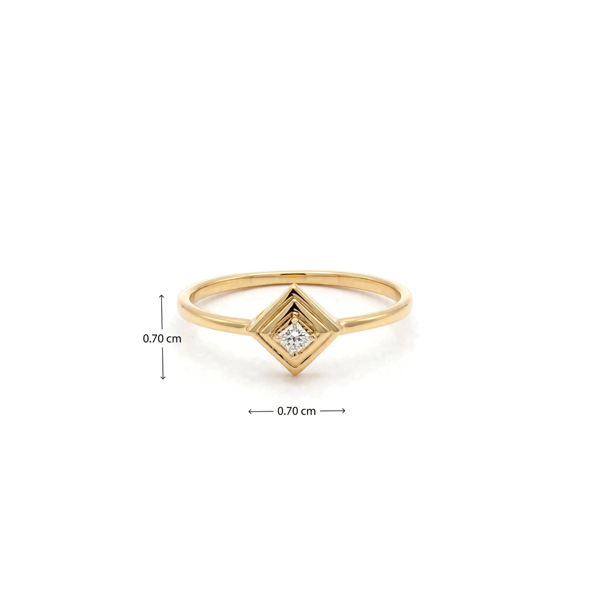 AVA ROUND RING