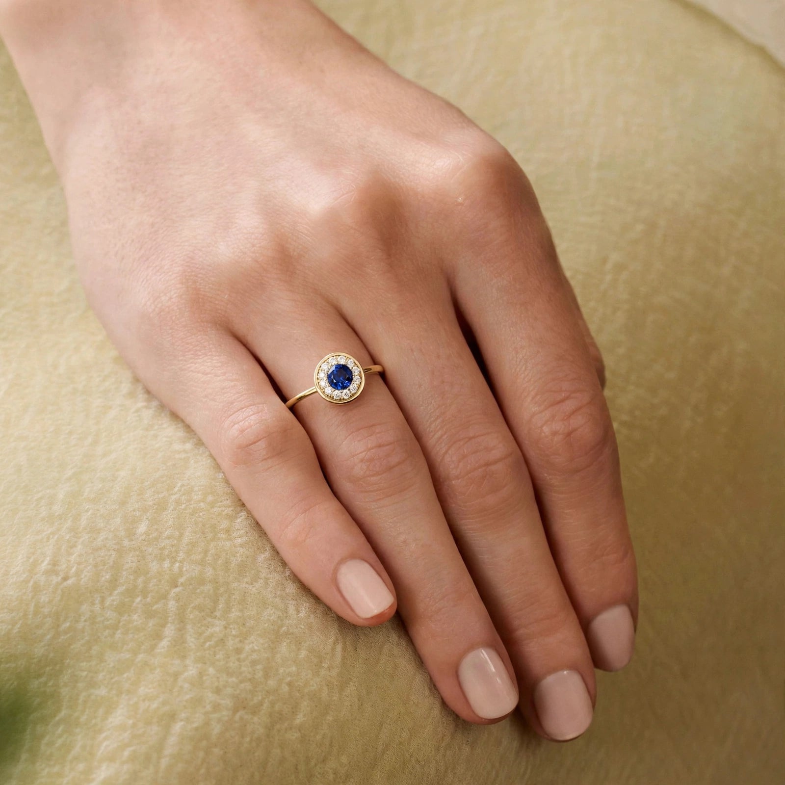 ORA BLUE RING