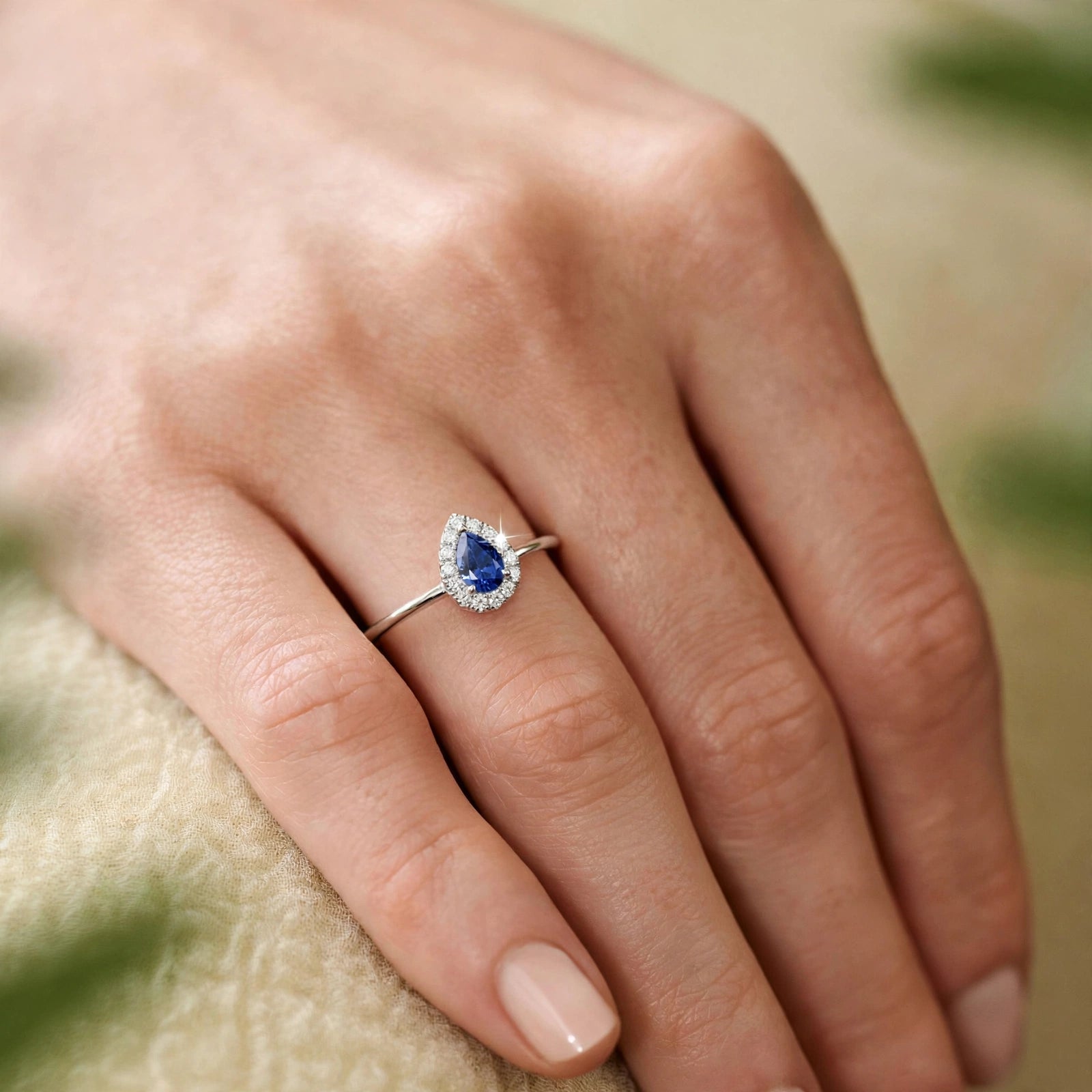 ROUND LUXE RING