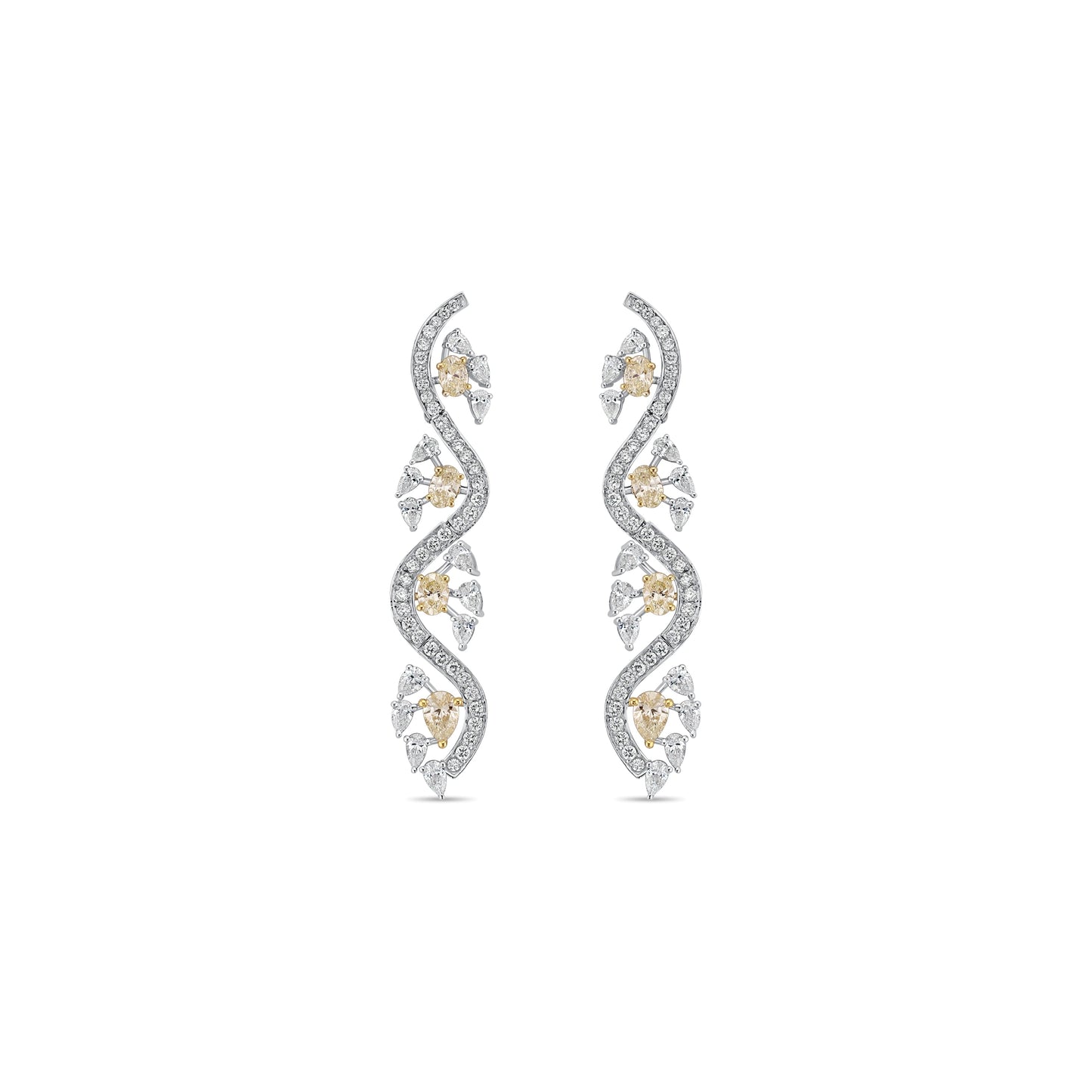 ELYN FANCY EARRING