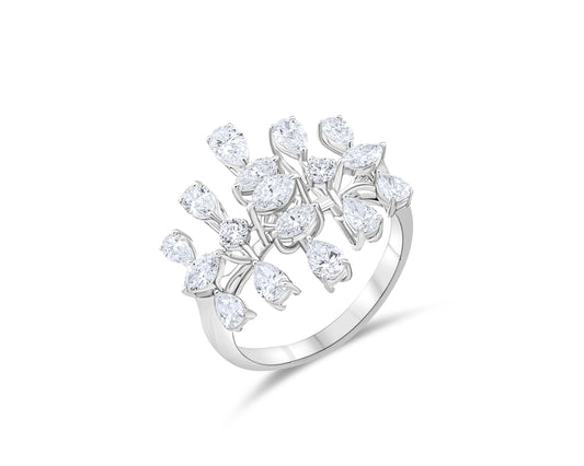 VELOURA FANCY WHITE GOLD RING