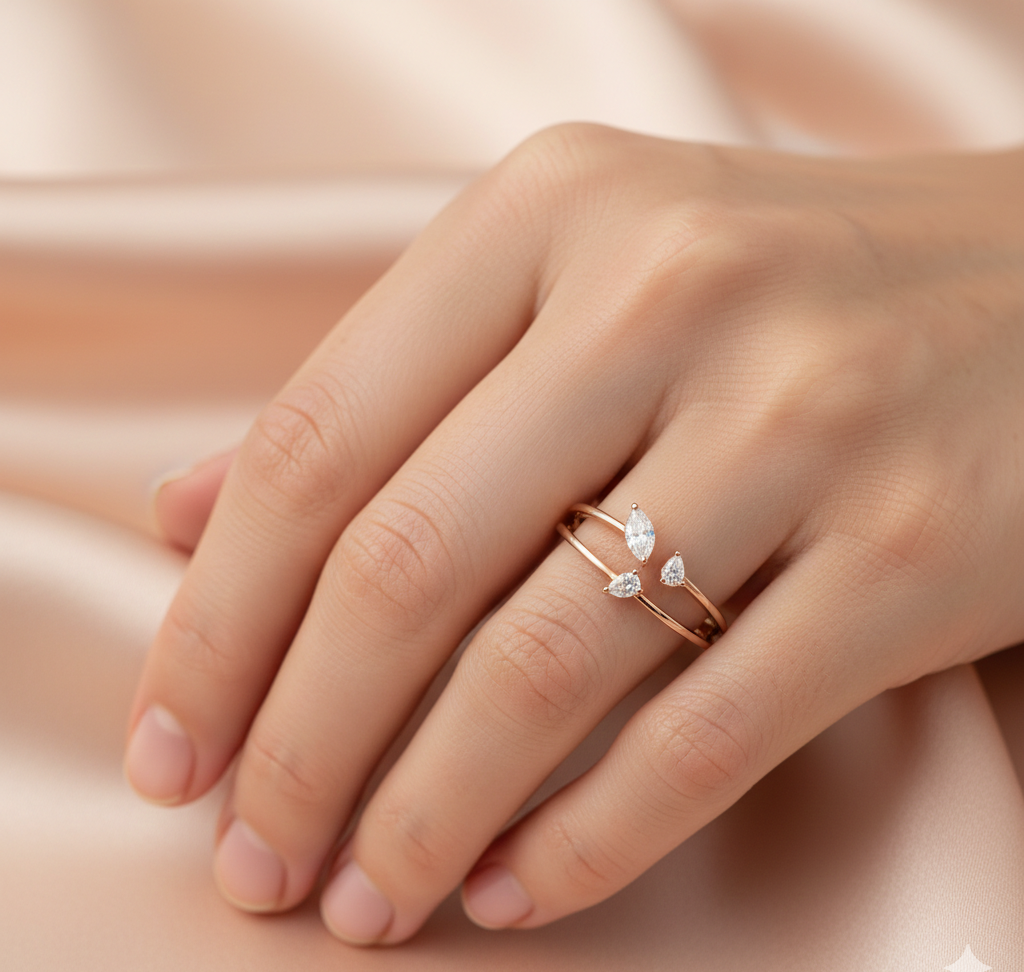 FANCY ARROW RING