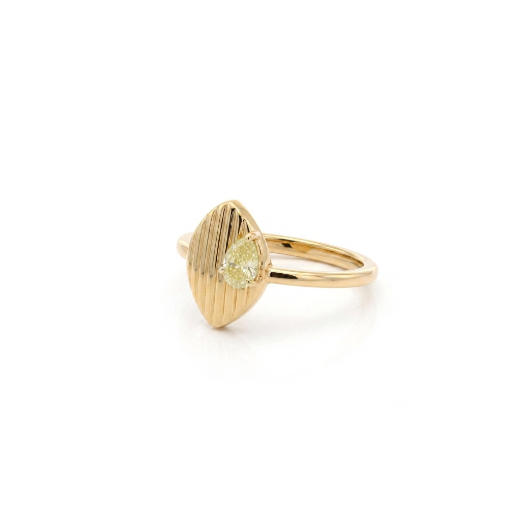 CLASSIC PEAR RING