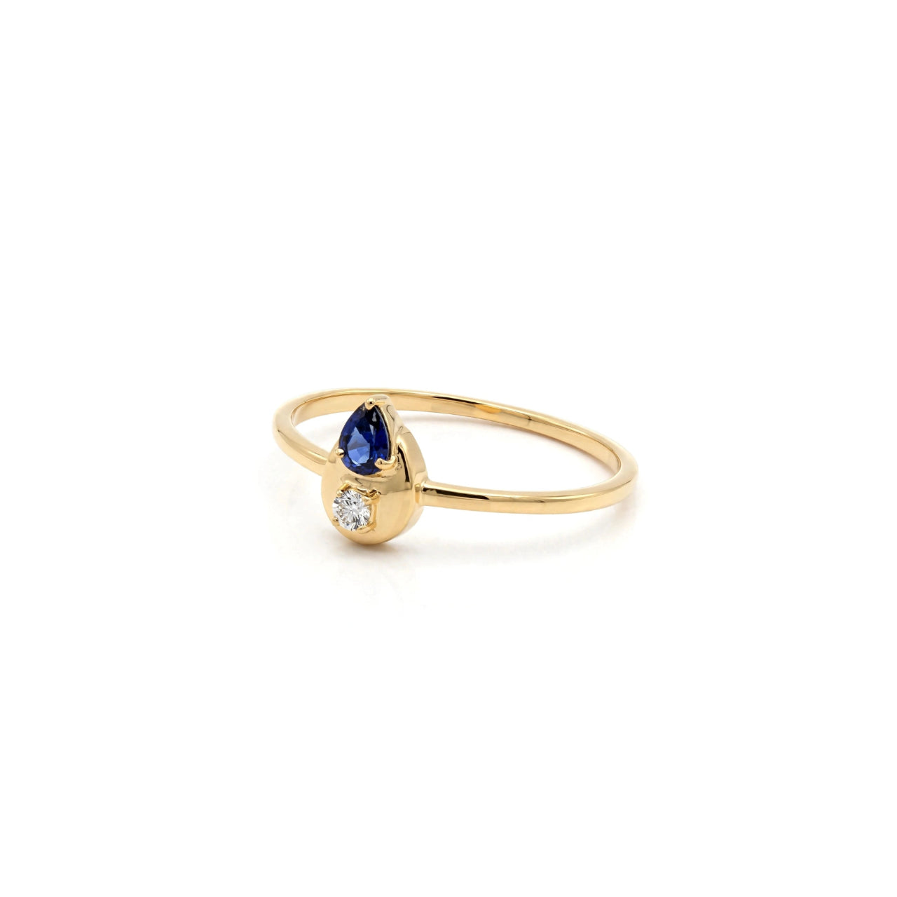 ELEGAN SAPPHIRE RING