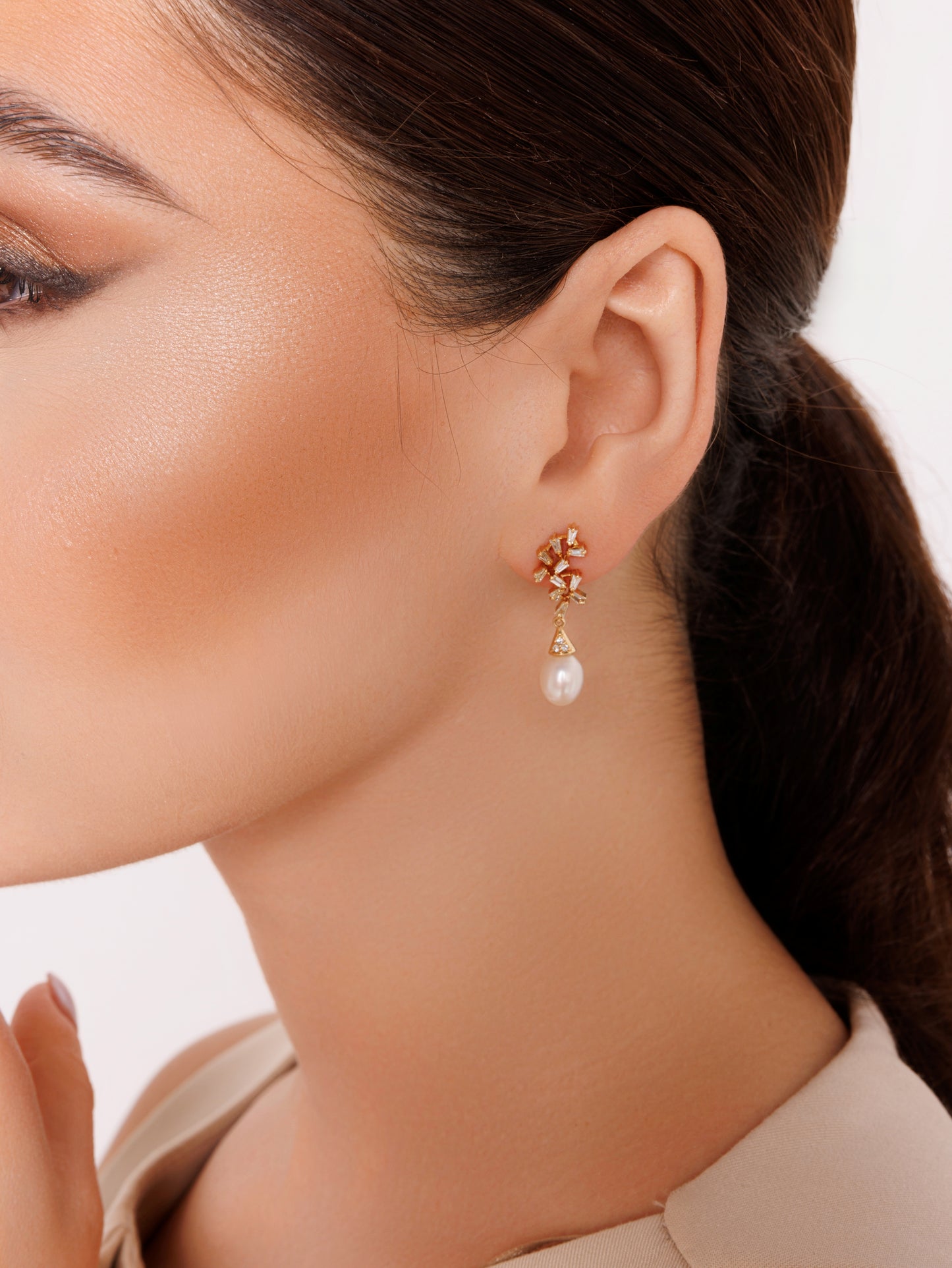 VELORIEL AURORA EARRING
