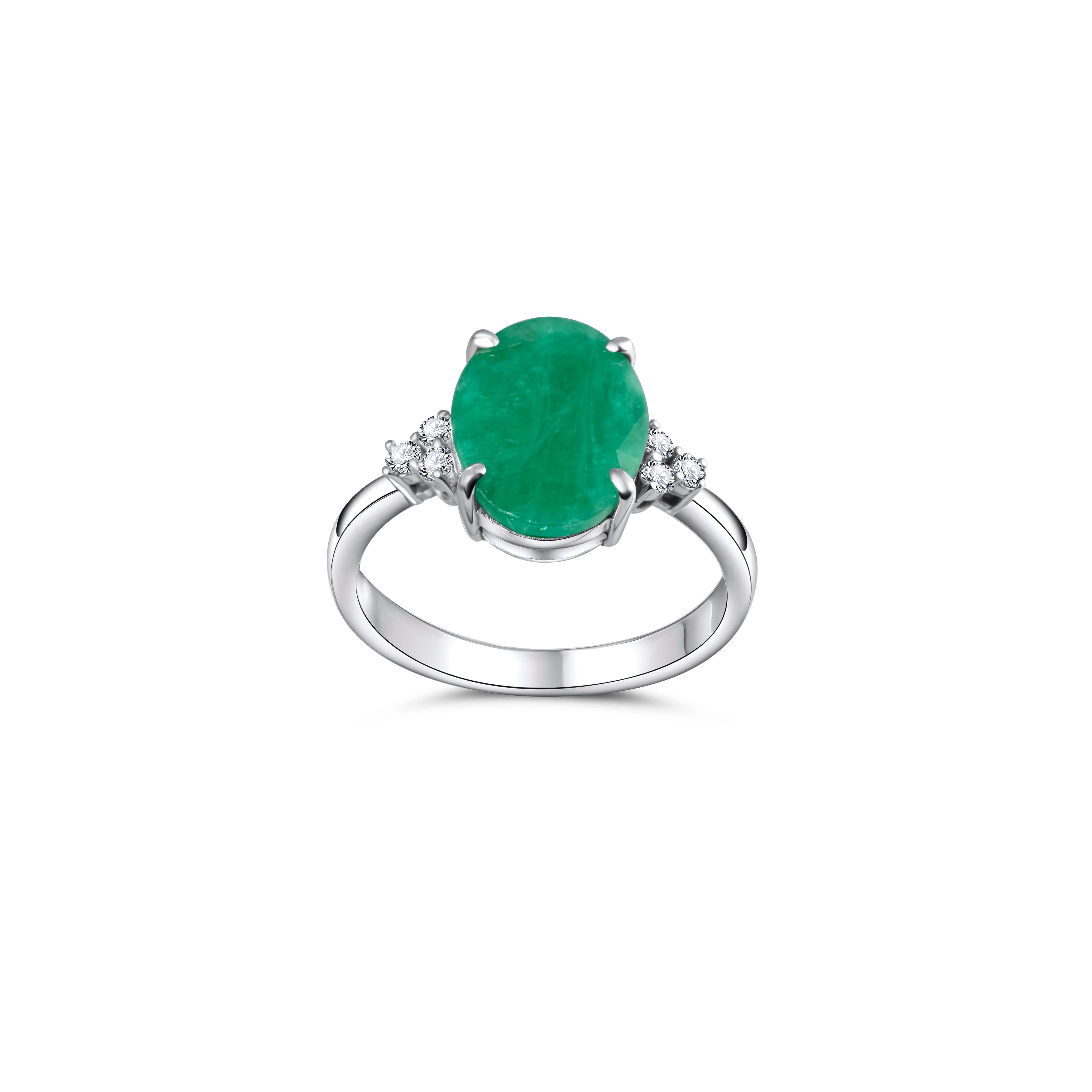 MAJESTIC EMERALD RING