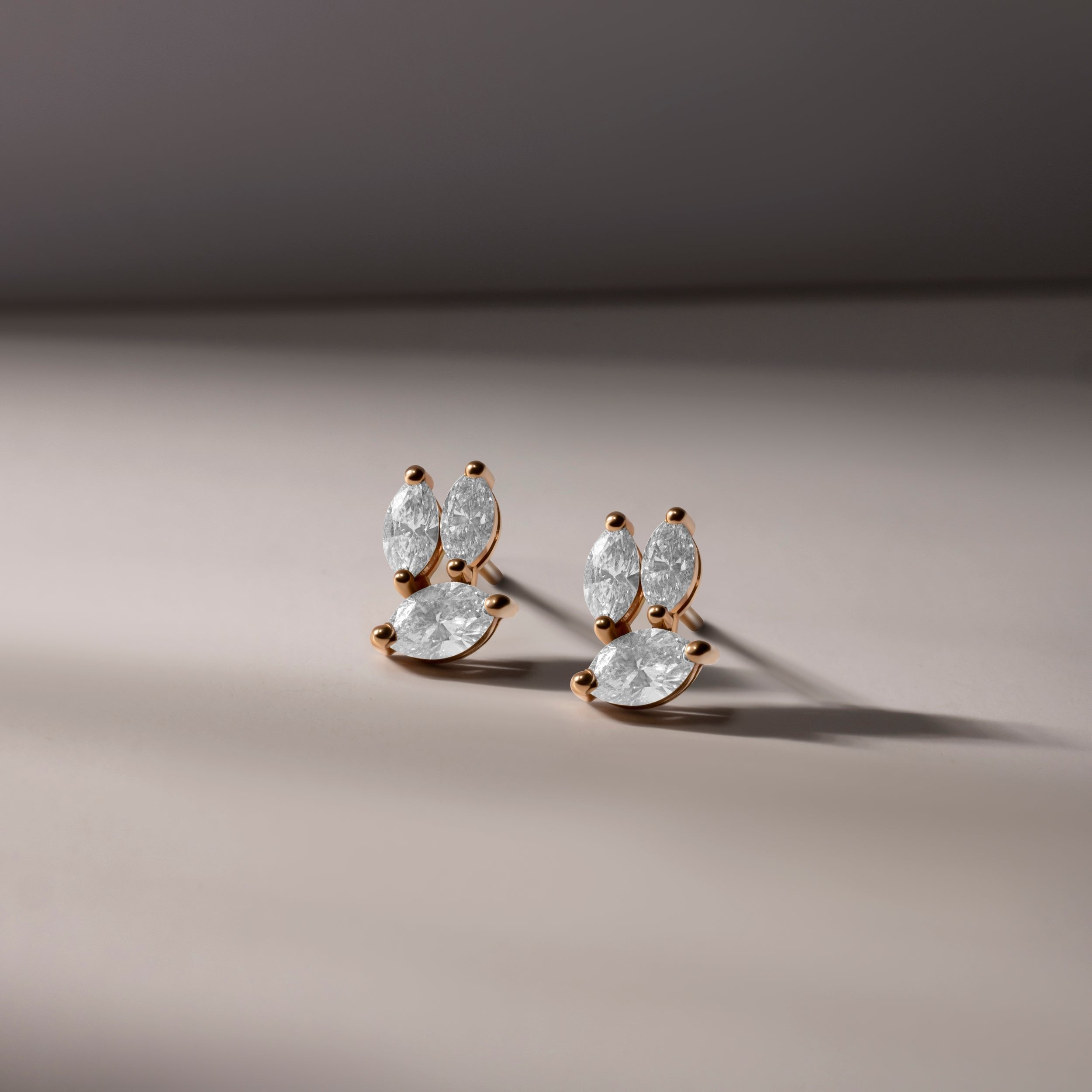 SPARKLING SOLITAIRE SOLARA EARRINGS