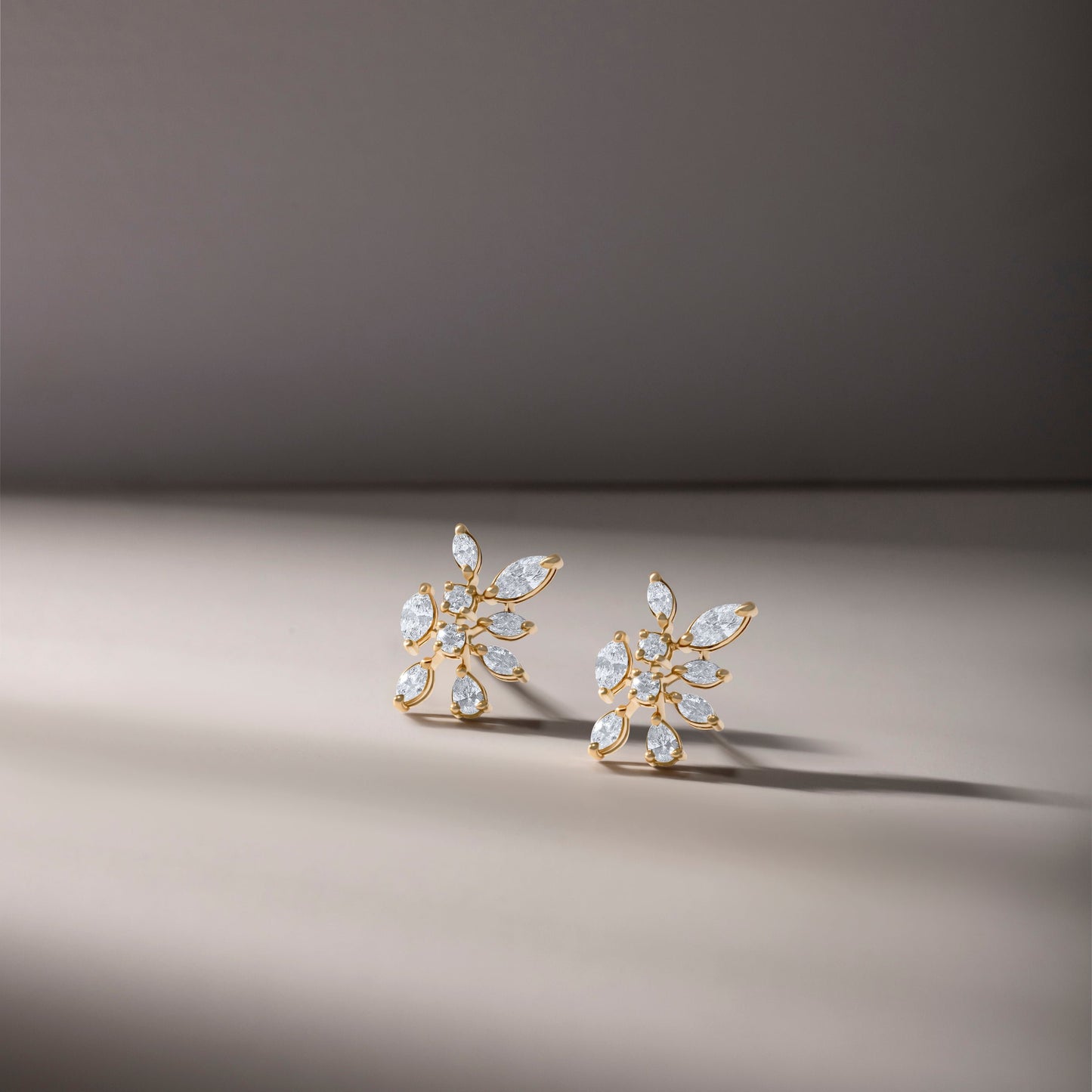 TWINKLING BUNCH YELLOW GOLD EARRINGS