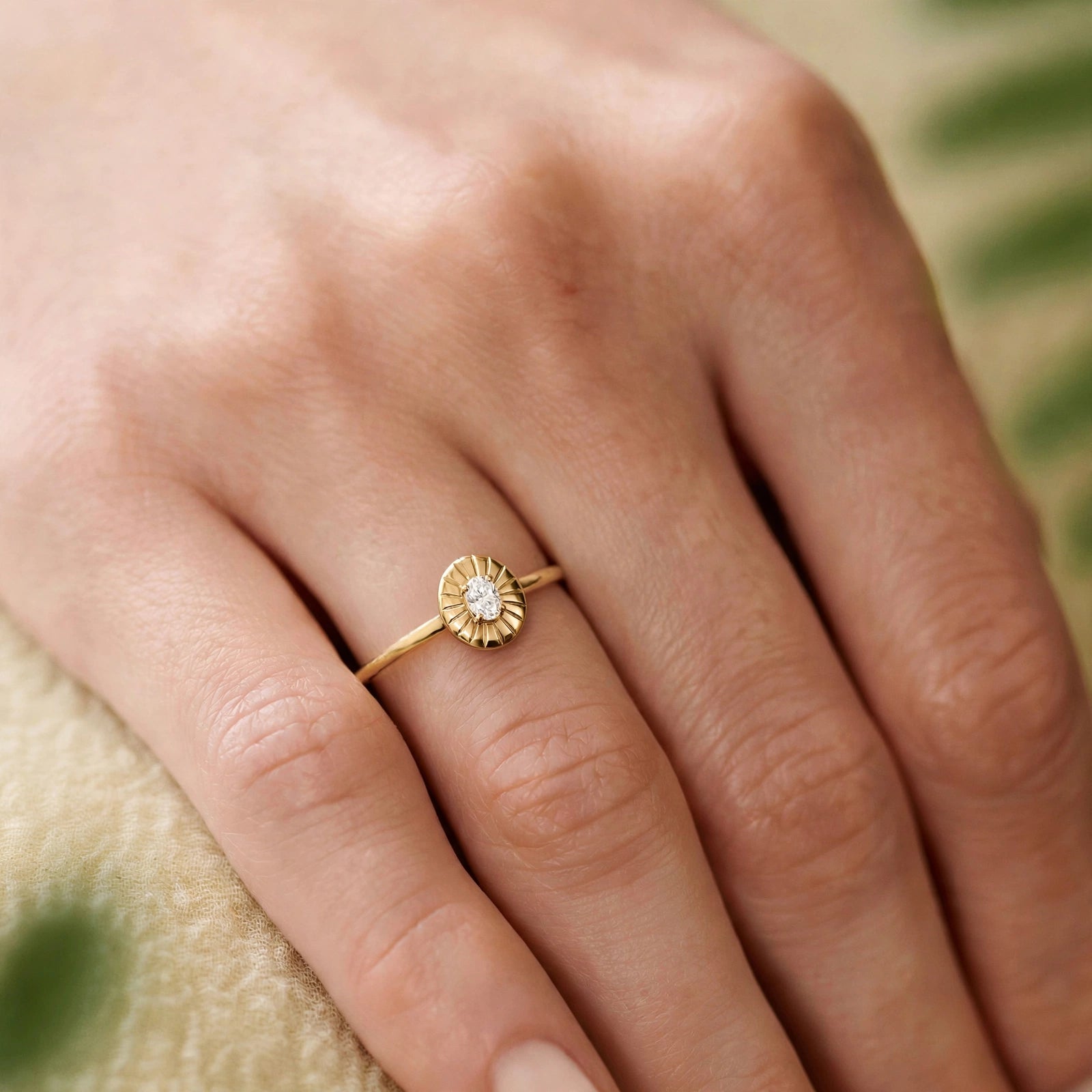 CLASSIC ELEGANCE RING