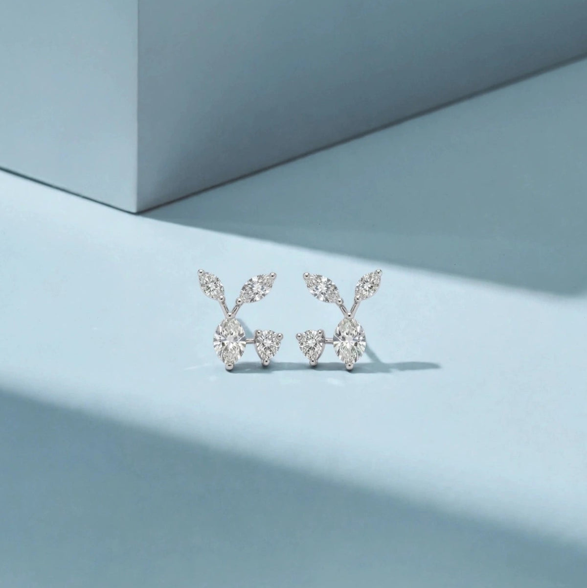 IRA ETERNA EARRING