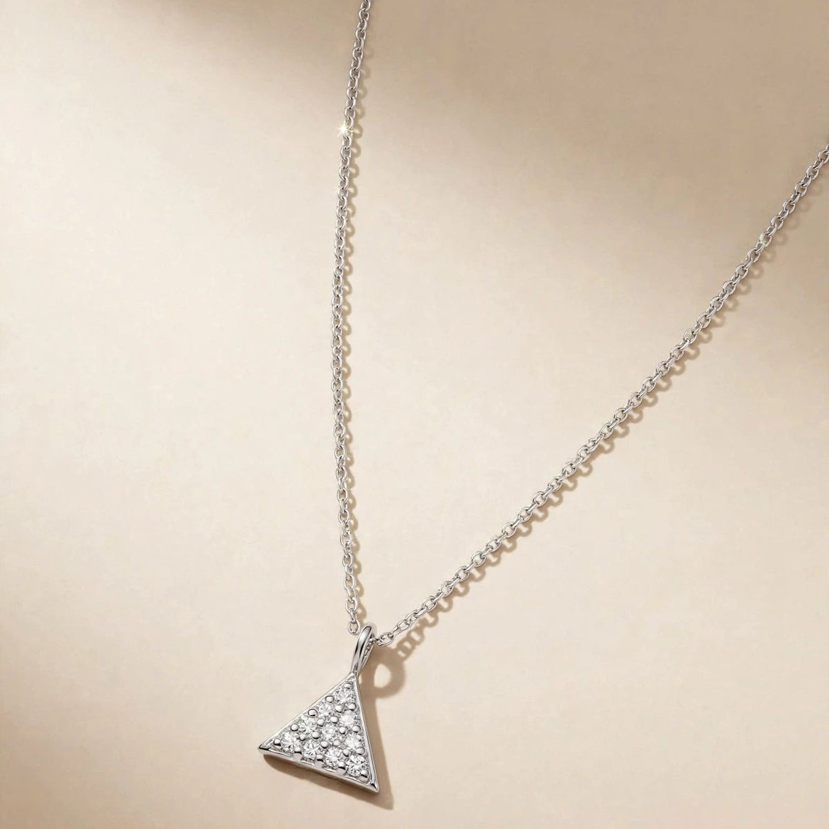 ORA ETERNA NECKLACE