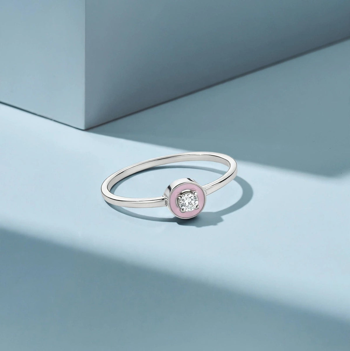 ROUND PINK RING