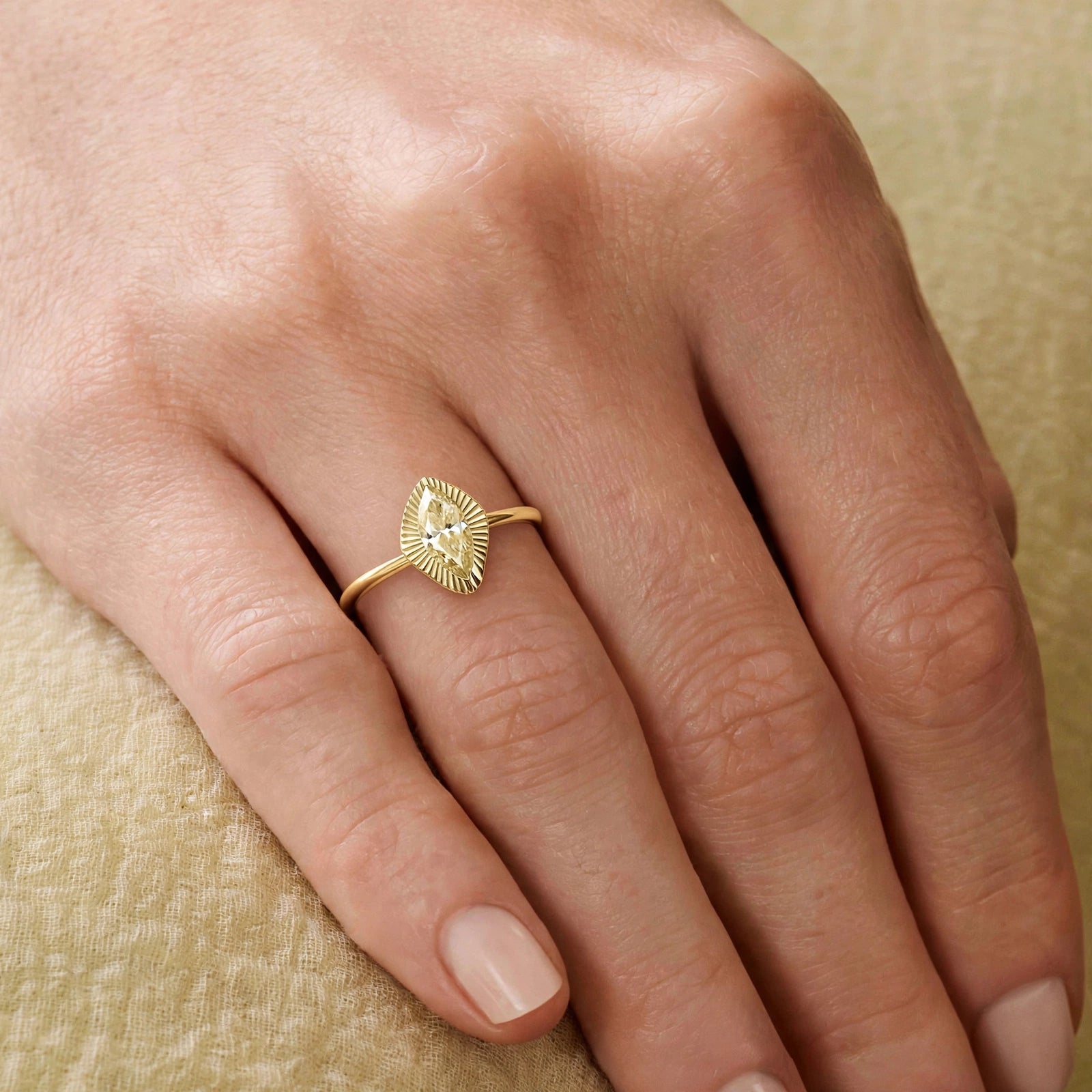 OPULENT MARQUISE RING