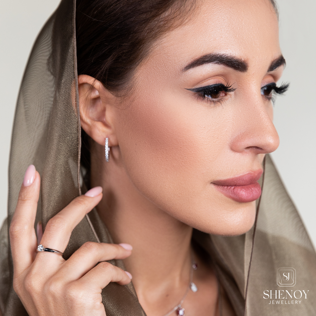 BRILLIANT SPARKLE HOOP EARRING